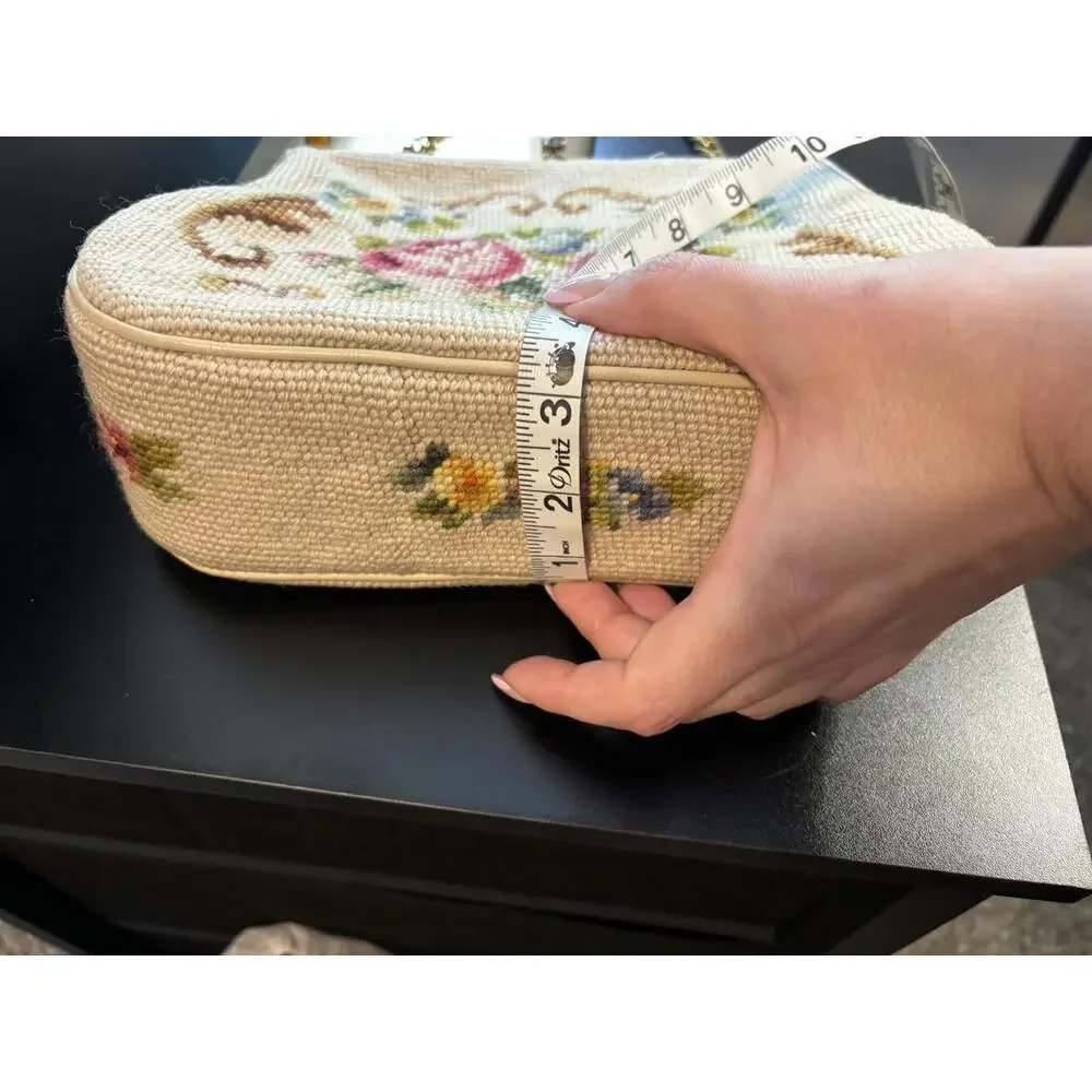 Vintage 1960s Wool Needlepoint Floral Purse w/ Chain Strap